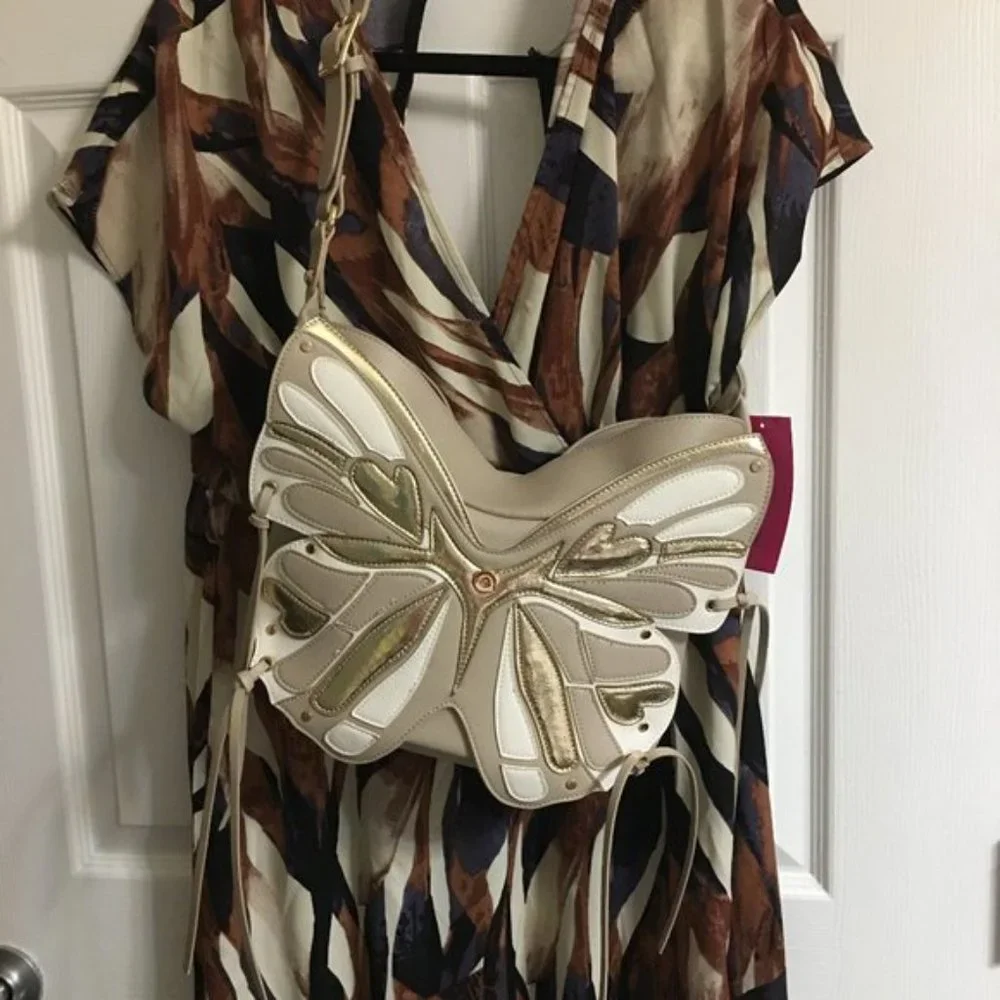 Betsey Johnson Butterfly Crossbody Purse = NWT Gold & Beige Last One - Picture 2 of 7